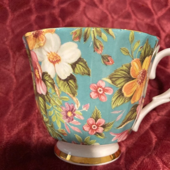 Bethany Tea Cup Made in England China - Picture 2 of 4